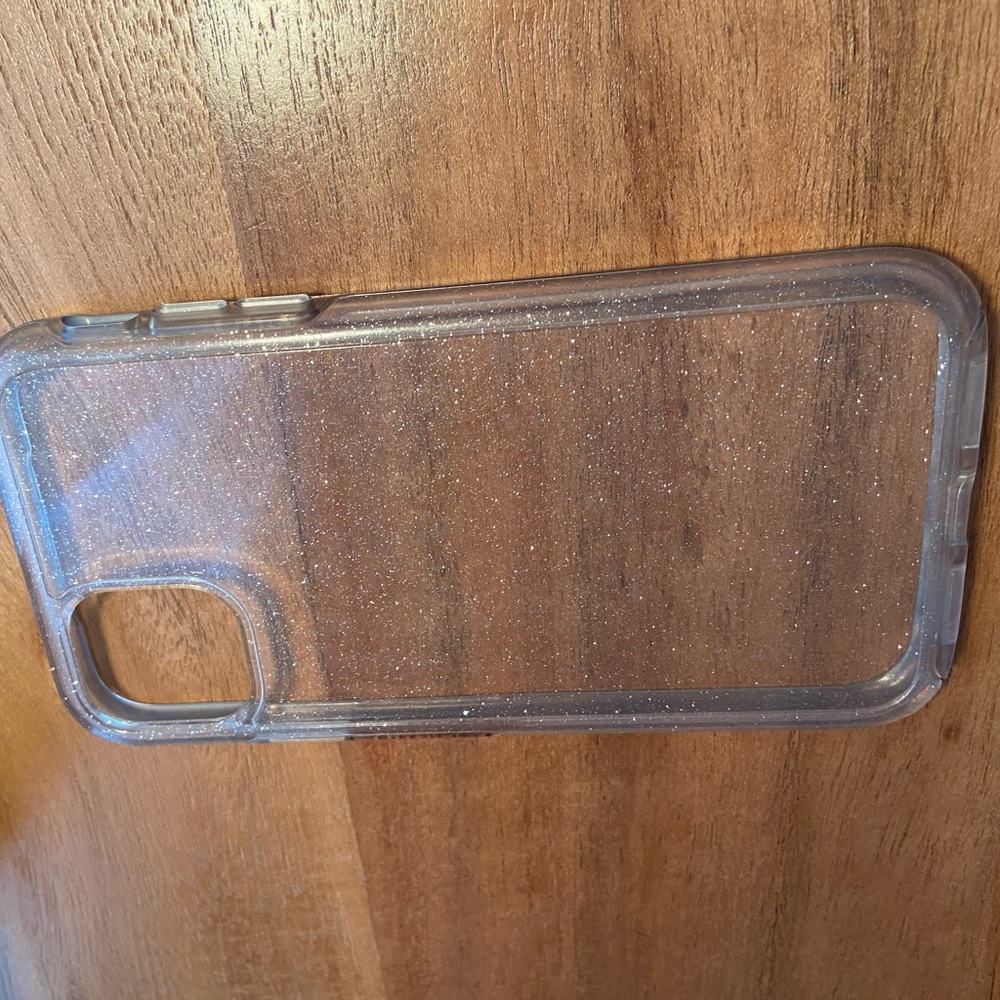 Iphone 11 shimmery clear otter box protective case